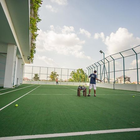 Bellevue Serviced Apartments Phnom-Penh Buitenkant foto