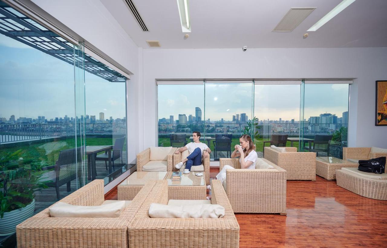 Bellevue Serviced Apartments Phnom-Penh Buitenkant foto