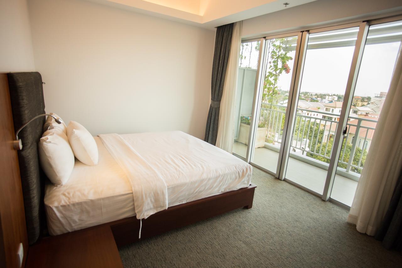 Bellevue Serviced Apartments Phnom-Penh Buitenkant foto