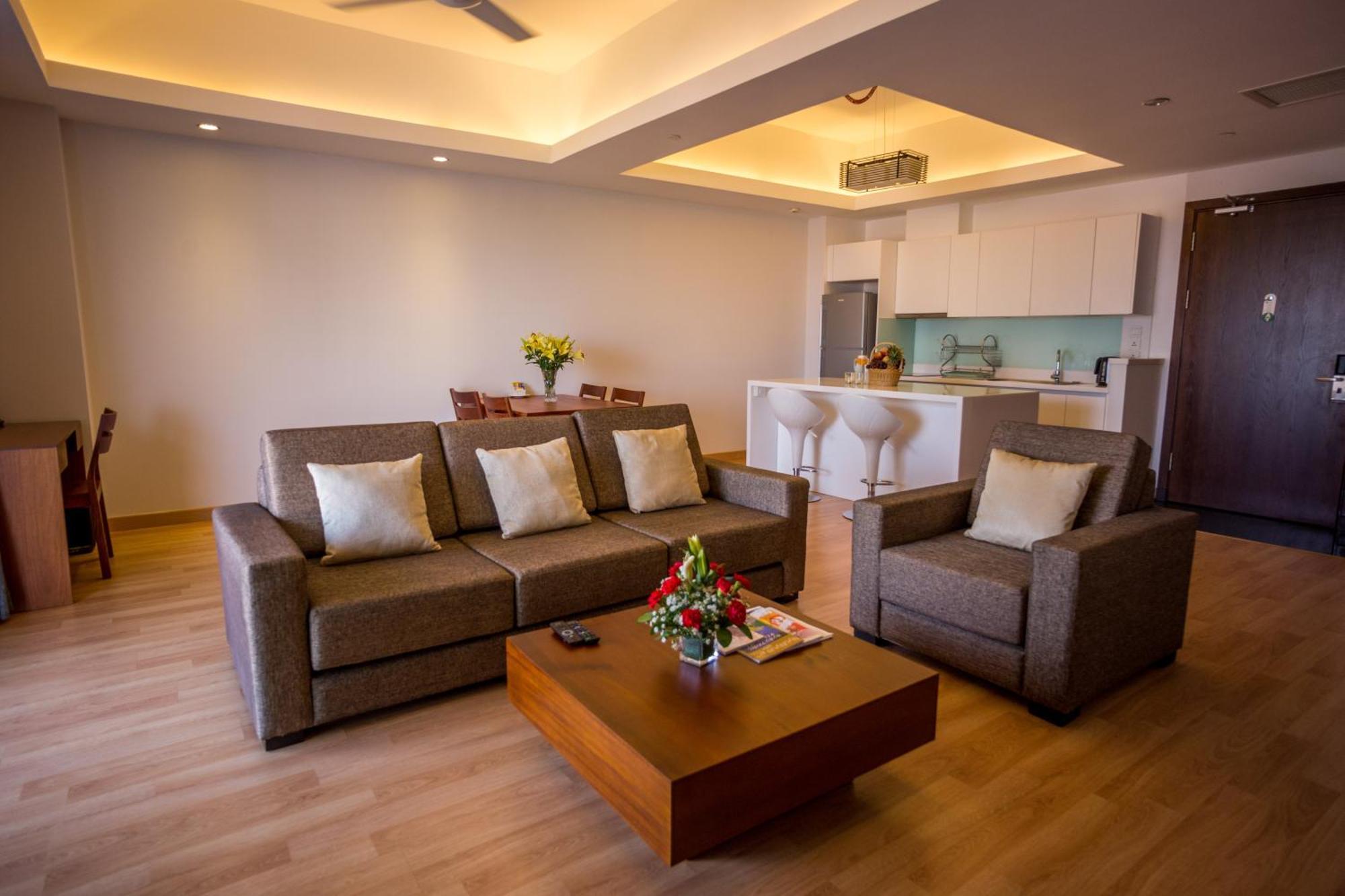 Bellevue Serviced Apartments Phnom-Penh Buitenkant foto