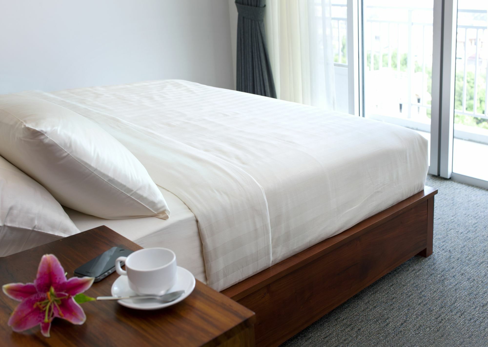 Bellevue Serviced Apartments Phnom-Penh Buitenkant foto