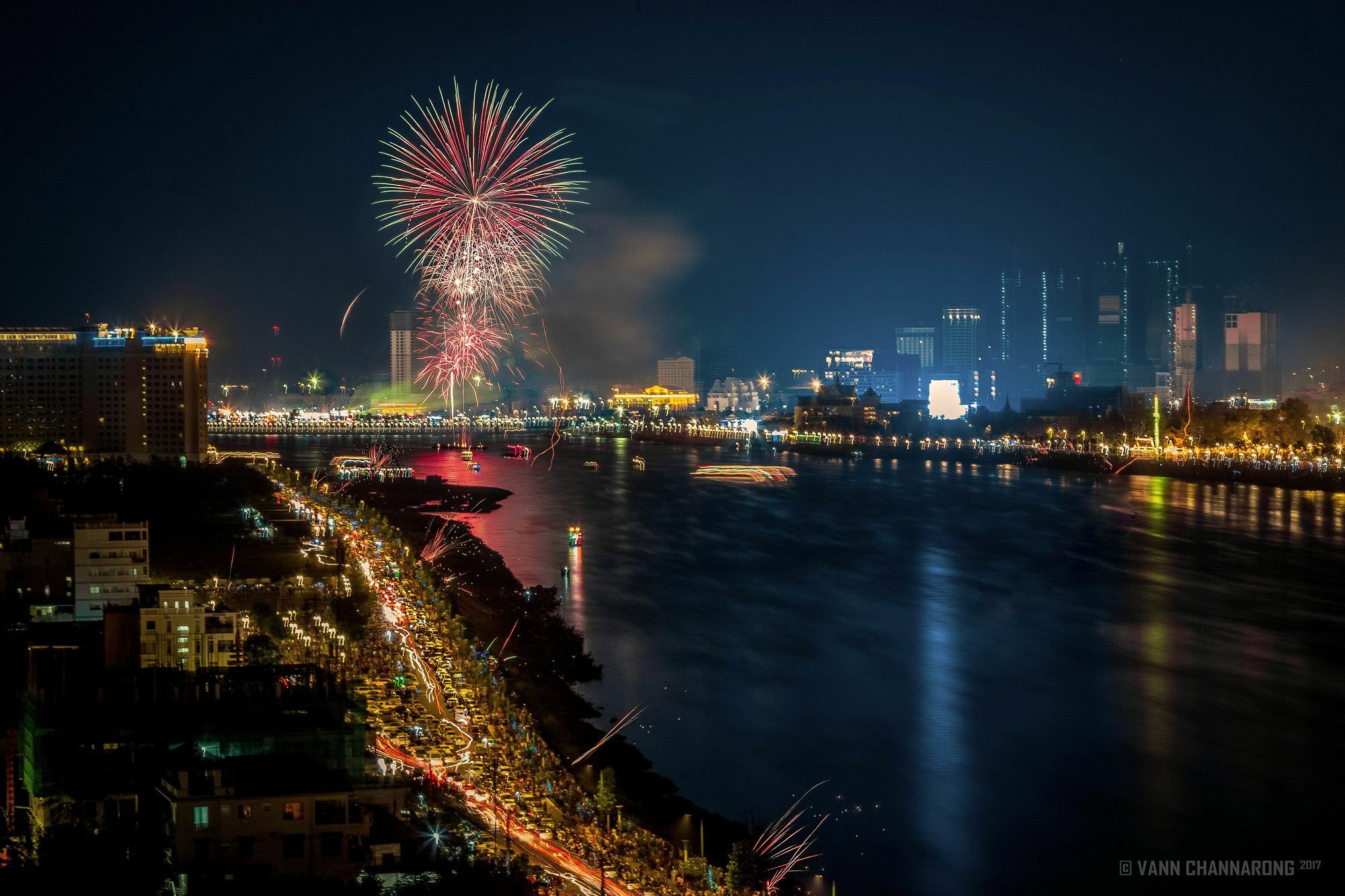 Bellevue Serviced Apartments Phnom-Penh Buitenkant foto